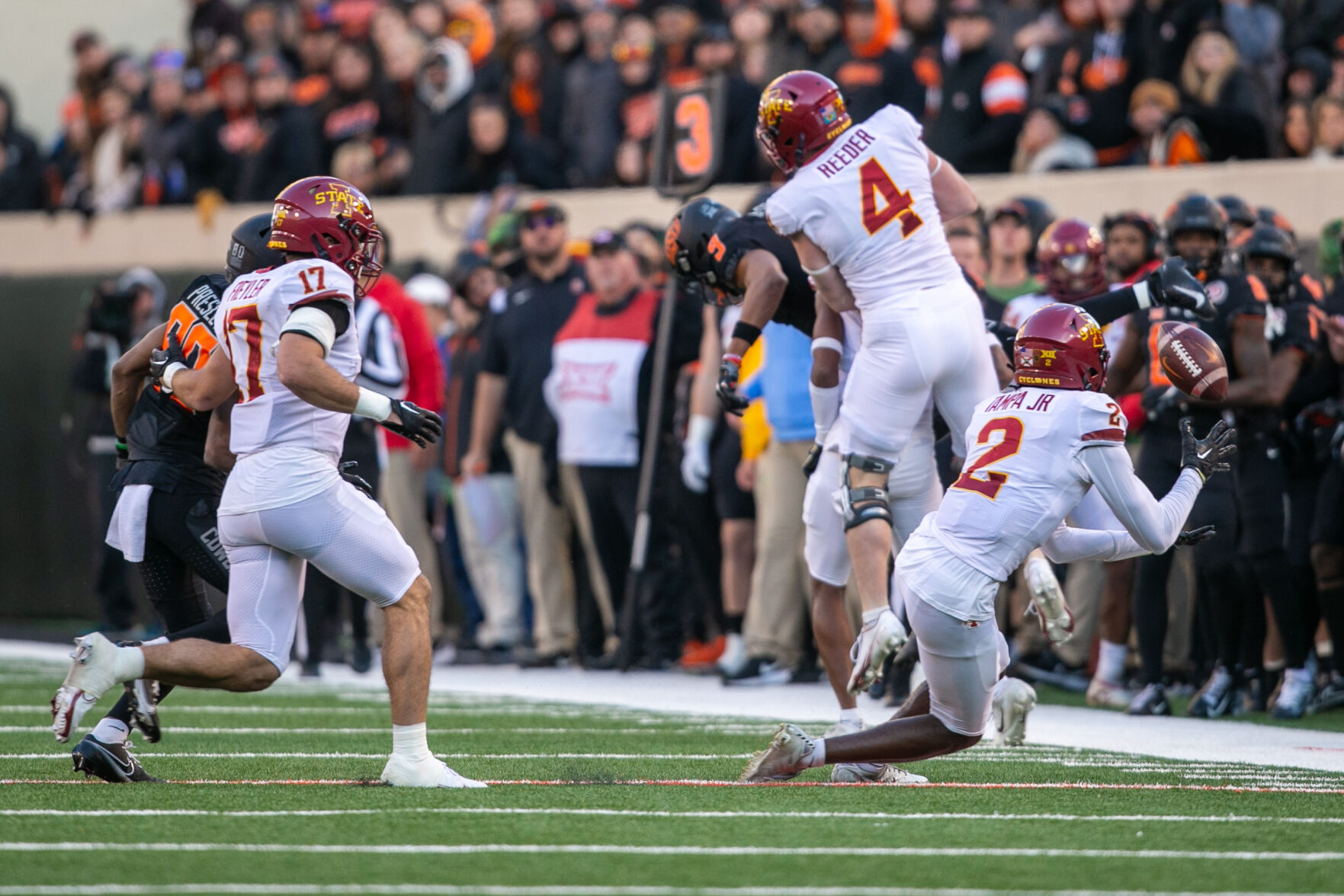 Cowboys face Cyclones in Stillwater
